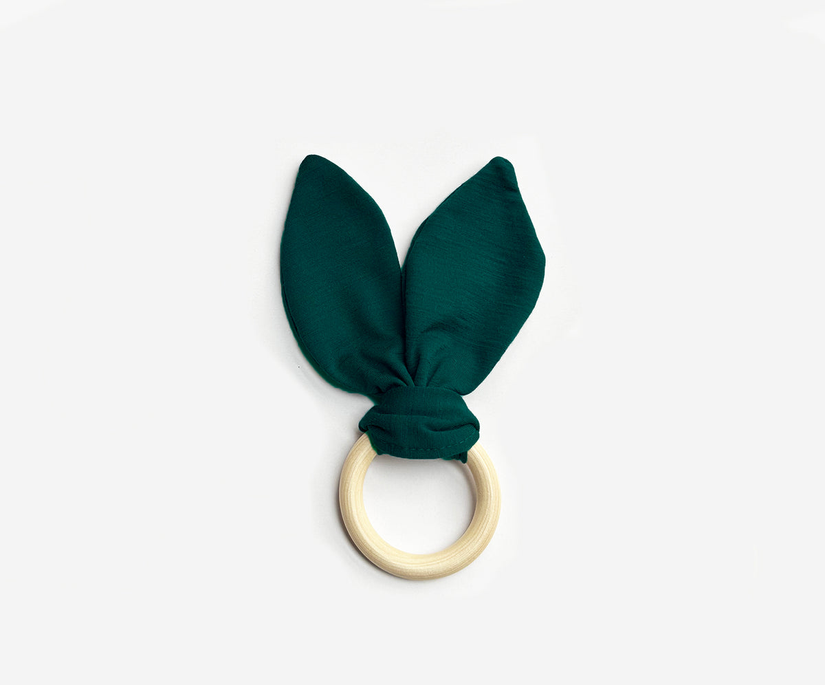 Merino Wool & Hardwood Teether | Evergreen